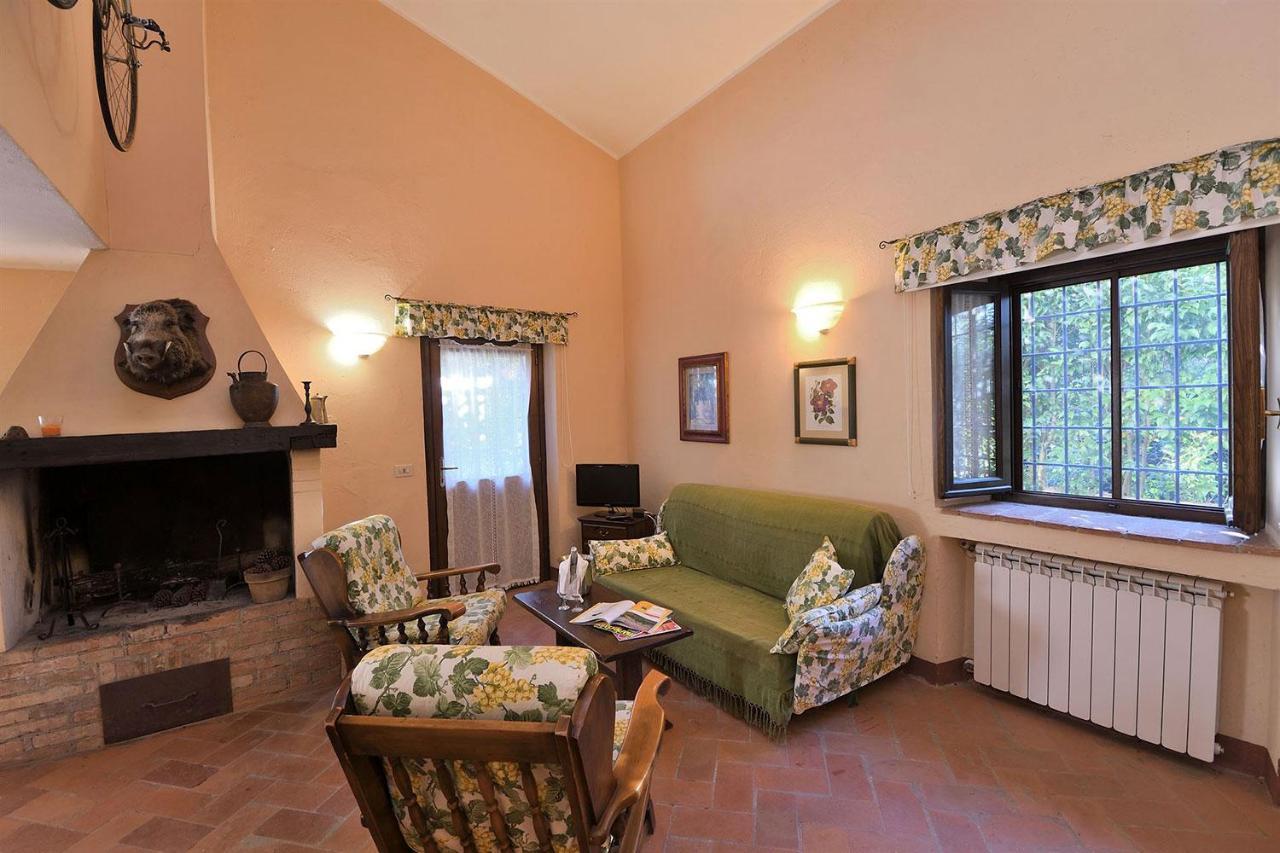 Апартаменти Luciana In Chianti Гайоле-ін-К'янті Екстер'єр фото